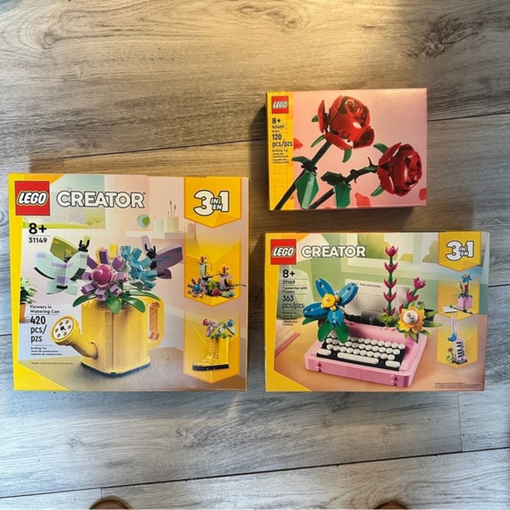 LEGO Creator 3-in-1 Flowers In Watering Cans/ Typewriters With Flowers Building